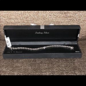 1/4 karat Diamond tennis bracelet